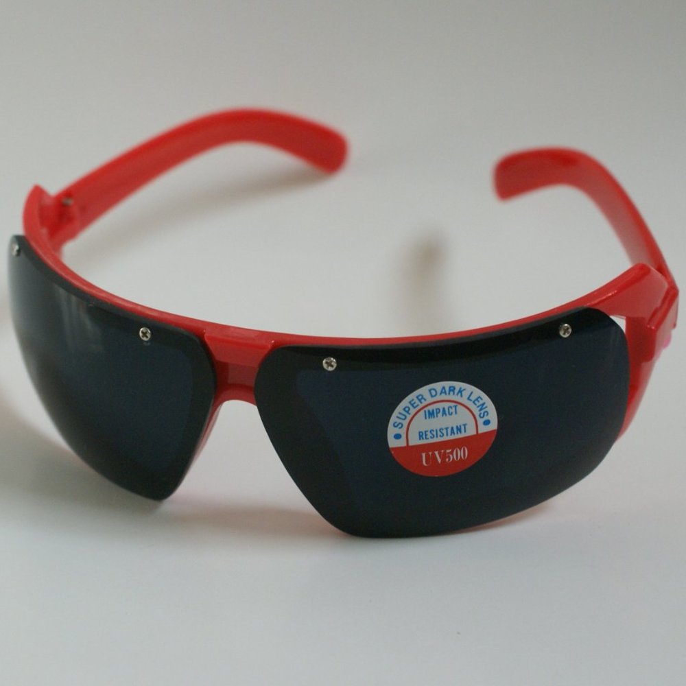 NWT True Vintage "I'll Be Back!" Terminator I wrap around biker style sunglasses